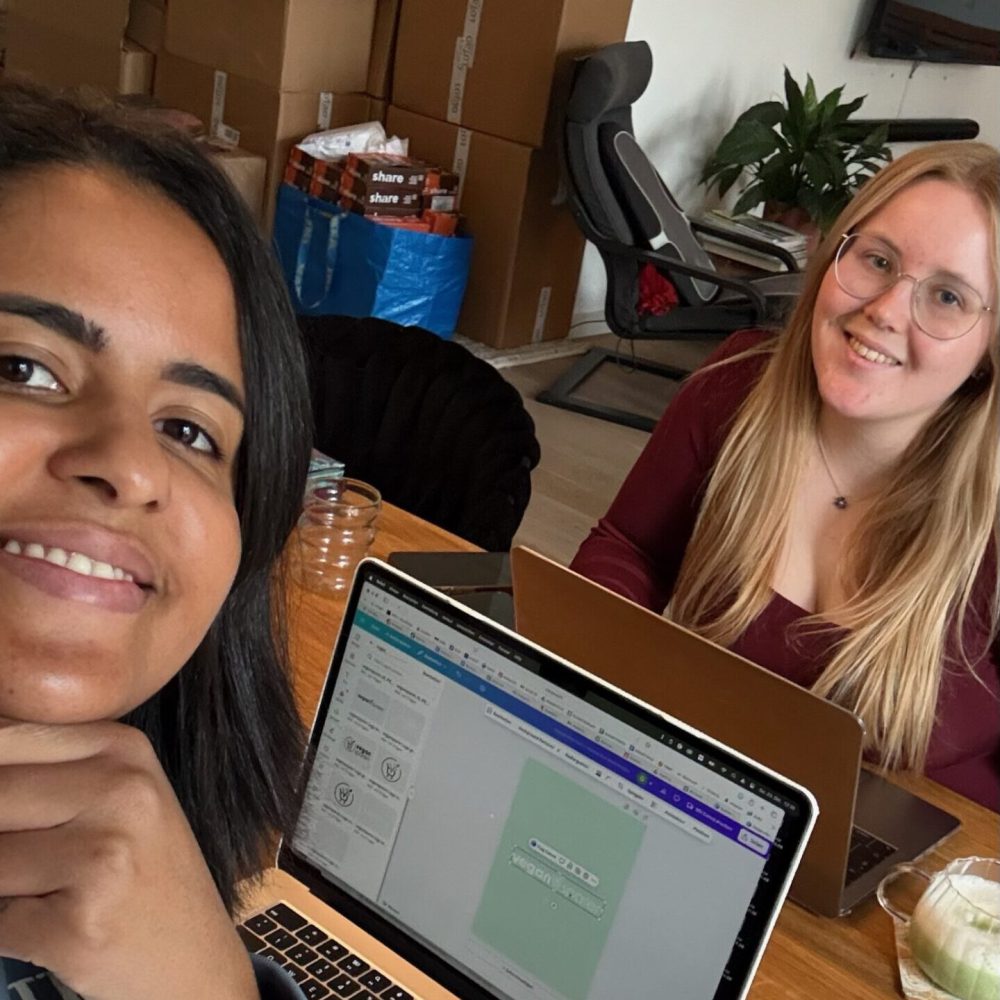 380DBBDD-1FF1-4399-8ED2-5ABD6B009642